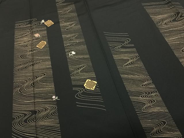 平和屋着物●訪問着 刺繍 流水舞花文 黒地 金糸 金彩 正絹 逸品 AABF0676fy