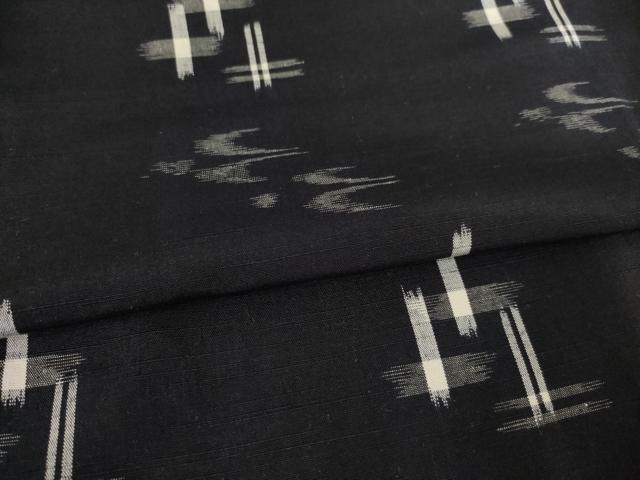 平和屋着物●本場琉球絣 紬 飛鳥文 正絹 逸品 AABF0922ck