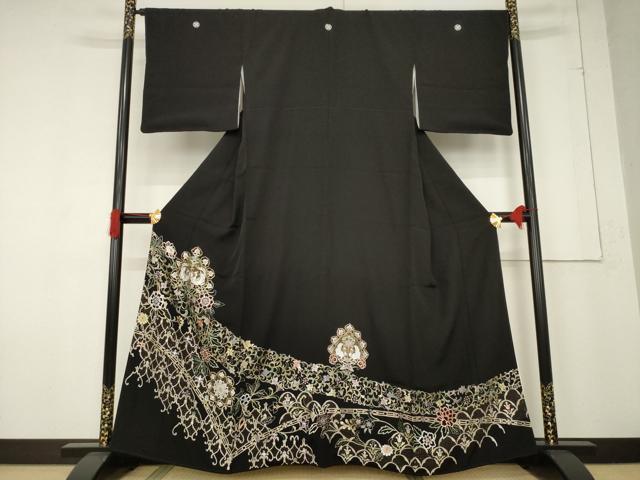 平和屋着物●豪華黒留袖 総刺繍 中国三大刺繍 汕頭刺繍 スワトウ刺繍 向い鳥更紗花文 金糸 正絹 逸品 AABF1354ck
