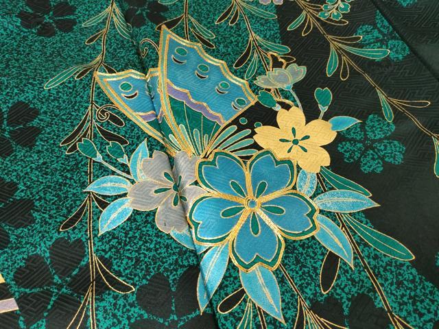 平和屋着物●豪華振袖 駒刺繍 花蝶文 黒地 金彩 正絹 逸品 AABF1394ck