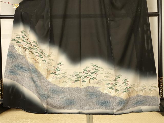 平和屋着物*夏物 黒留袖 駒刺繍 絽 風景松文 暈し染め 金彩 仮絵羽 正絹 逸品 未使用 AABF1639jd