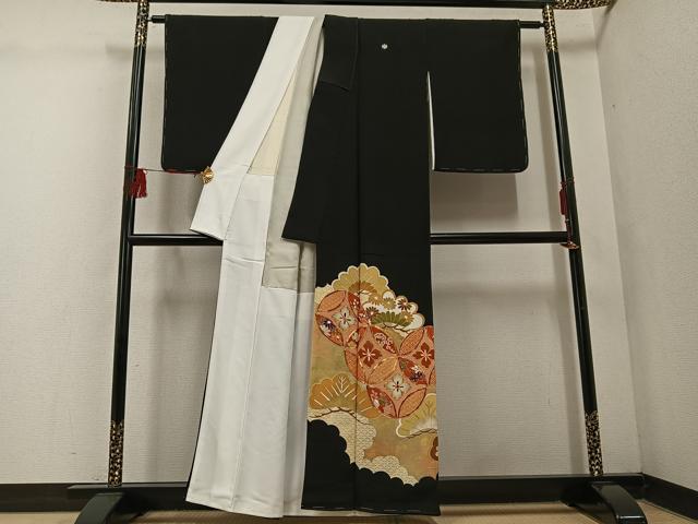 平和屋着物■豪華黒留袖 駒刺繍 七宝草花文 金彩 正絹 逸品 AABF1711ph