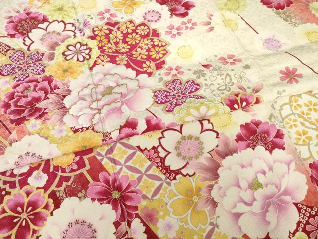 平和屋着物●豪華振袖 刺繍 舞花文 暈し染め 金銀彩 銀通し地 正絹 逸品 AABF3571ck