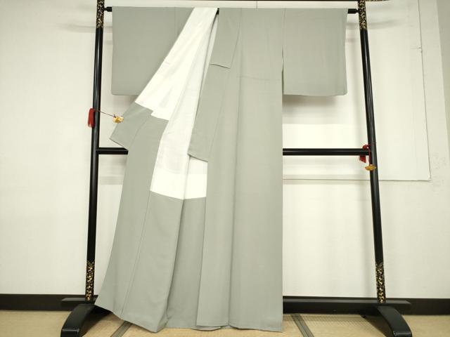 平和屋着物●染匠 菊次郎 色無地 灰汁色 丹後ちりめん 反端付き 正絹 逸品 AABF3592ck