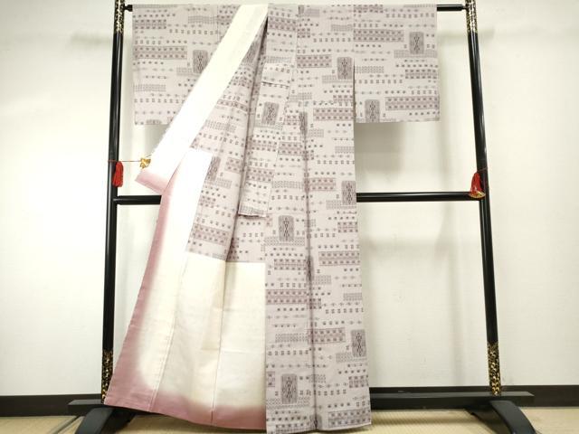 平和屋着物●上質な紬 琉球絣文様 胴抜き仕立て 正絹 逸品 未使用 AABF4239cs
