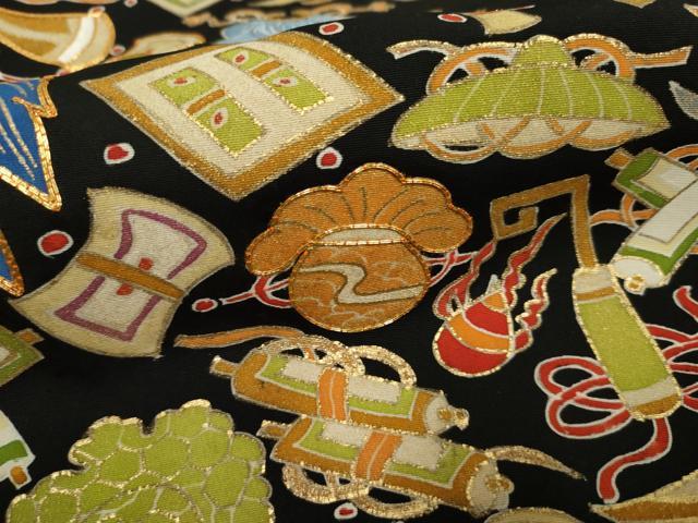 平和屋着物●訪問着 友禅 駒刺繍 宝尽くし 黒地 金彩 正絹 逸品 AABF4279cs