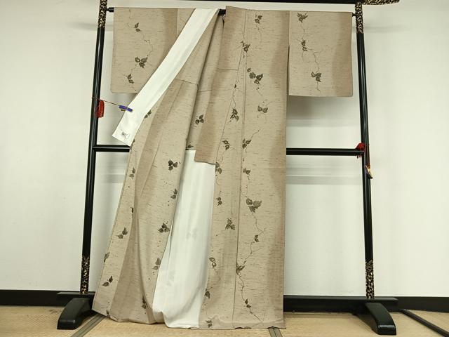 平和屋着物▽京友禅作家 山科春宣 紬 単衣 手描き 唐草文 暈し染め 金彩 反端付き 正絹 逸品 AABF4335jh