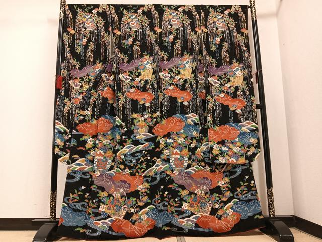 平和屋着物●豪華振袖 流水花文 黒地 鬼しぼ縮緬 正絹 逸品 AABF4488ph