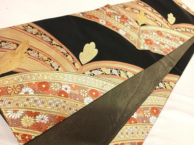 平和屋着物◎六通柄袋帯 唐織 花唐草松文 黒地 金銀糸 鈴乃屋扱い 正絹 逸品 AABF4770yx