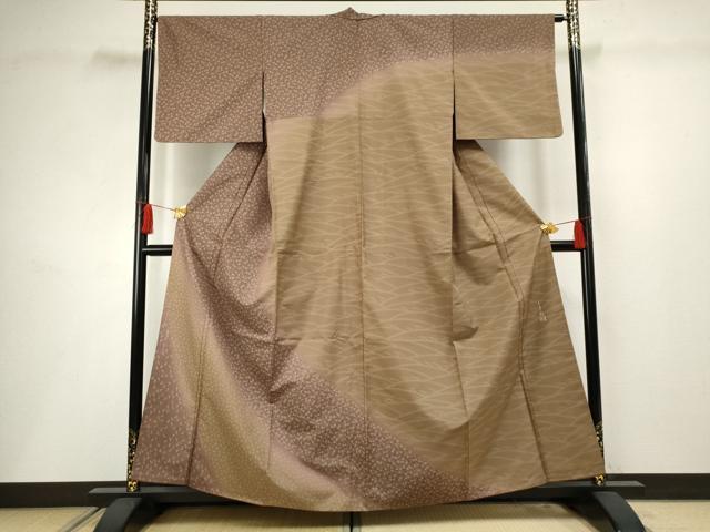 平和屋着物●創業140年 小糸染芸の四代目 小糸敏夫 本場大島紬 染大島 訪問着 立波花文 正絹 逸品 AABF5122cs