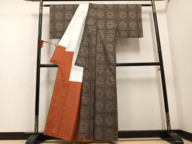 平和屋着物●本場大島紬 一元7マルキ 格子 正絹 逸品 AABF5357ph