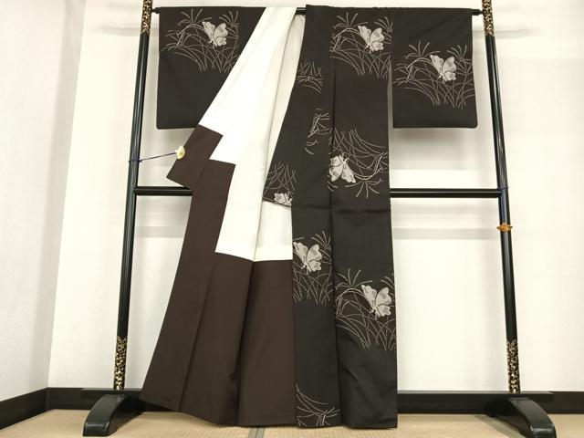 平和屋着物●本場大島紬 一元7マルキ 総絣 地空き 舞蝶文 正絹 逸品 AABF5531fy