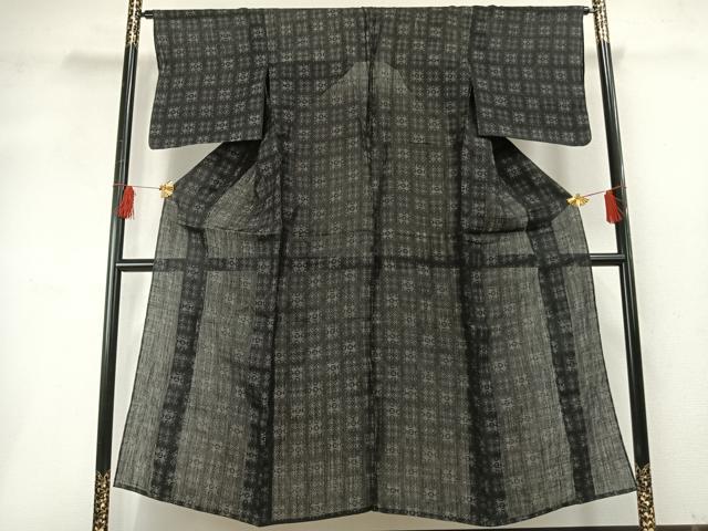 平和屋着物*夏物 石川県指定無形文化財 能登上布 本麻手織上布 幾何学文様 黒地 麻 逸品 AABF5747fy