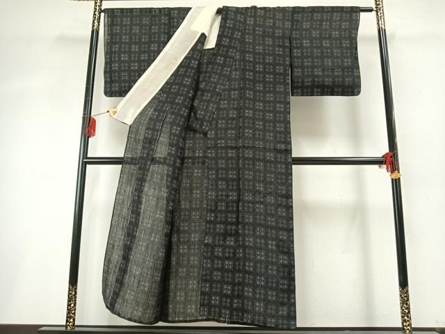 平和屋着物*夏物 石川県指定無形文化財 能登上布 本麻手織上布 幾何学文様 黒地 麻 逸品 AABF5747fy