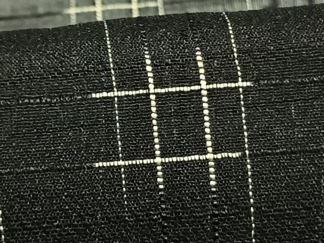 平和屋着物*夏物 紗紬 井桁文様 黒地 正絹 逸品 AABF5904fy