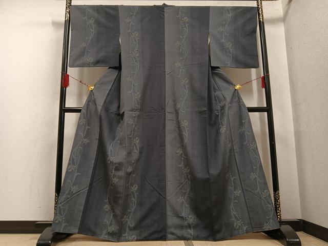 平和屋着物●結城紬 100亀甲 飛び亀甲 草花間道 正絹 逸品 AABF6044ph