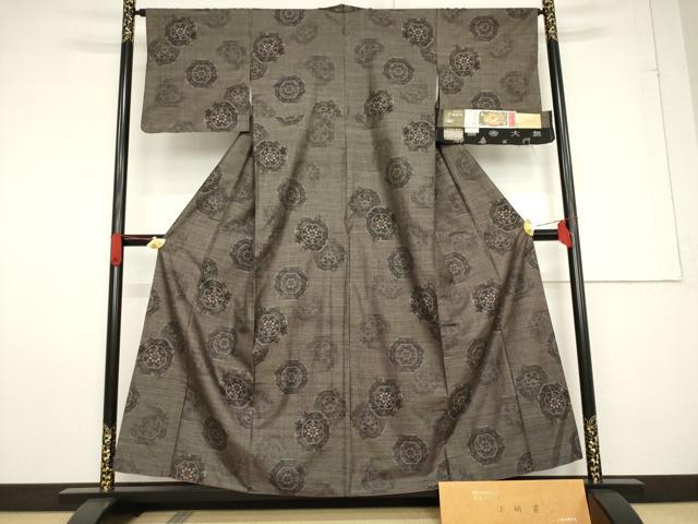平和屋着物●都喜ヱ門 本場大島紬 華紋の祭典 内村トシ子作 藤絹織物謹製 証紙付き 正絹 逸品 AABF6168ck