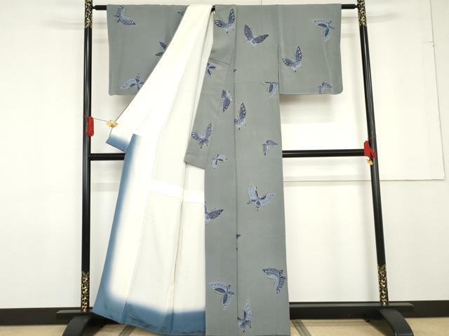 平和屋着物●上質な小紋 藍 型染め 舞蝶文 鬼しぼ縮緬 正絹 逸品 AABF6586cs