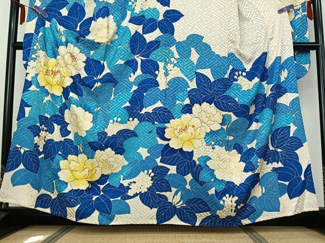 平和屋着物▽豪華振袖 単衣 駒刺繍 草花文 暈し染め 金彩 正絹 逸品 AABF6776jh