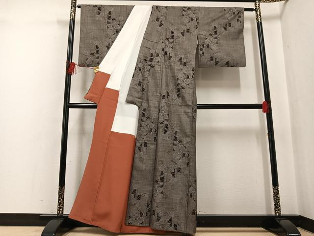 平和屋着物●本場大島紬 カタス9マルキ 草花文 正絹 逸品 AABF8082ph