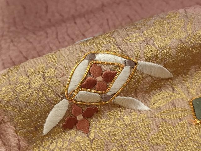 平和屋着物■訪問着 駒刺繍 吉祥花文 暈し染め 金彩 正絹 逸品 AABF8822st