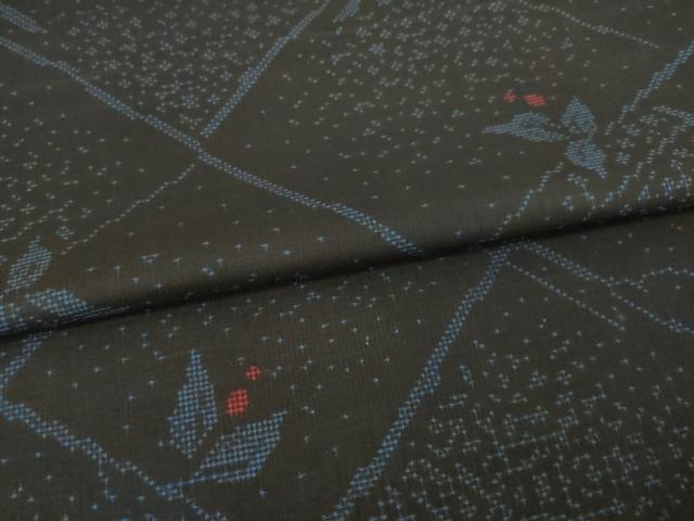 平和屋着物●本場大島紬 南天菱文 黒地 正絹 逸品 AABF9036ck