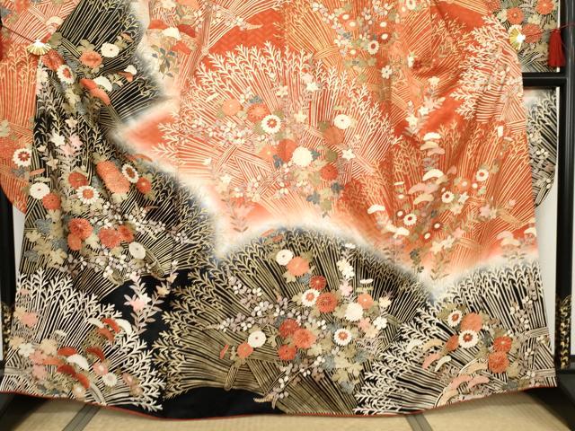 平和屋着物●十日町老舗ブランド 吉澤友禅 吾妻徳穂 振袖 駒刺繍 枝花文 暈し染め 金彩 正絹 逸品 AABF9073cs