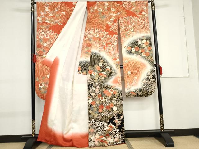 平和屋着物●十日町老舗ブランド 吉澤友禅 吾妻徳穂 振袖 駒刺繍 枝花文 暈し染め 金彩 正絹 逸品 AABF9073cs