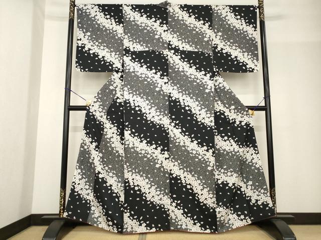 平和屋着物●上質な小紋 舞桜 黒地 正絹 逸品 AABF9613ck