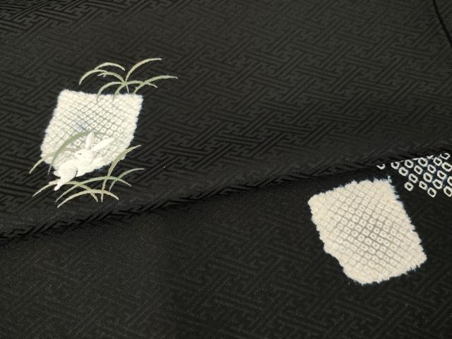 平和屋着物●上質な小紋 絞り 刺繍 兎 芝 黒地 正絹 逸品 AABF9631ck