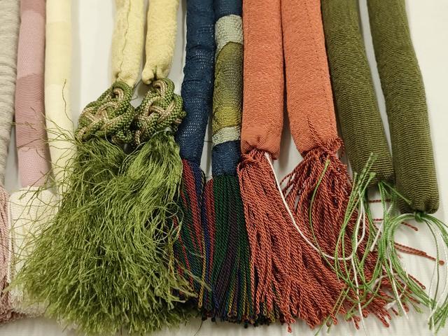 平和屋着物●和装小物 上質な帯締め10本セット 丸ぐけ 花柄 暈し 銀通し 撚り房 逸品 AABF9900ay
