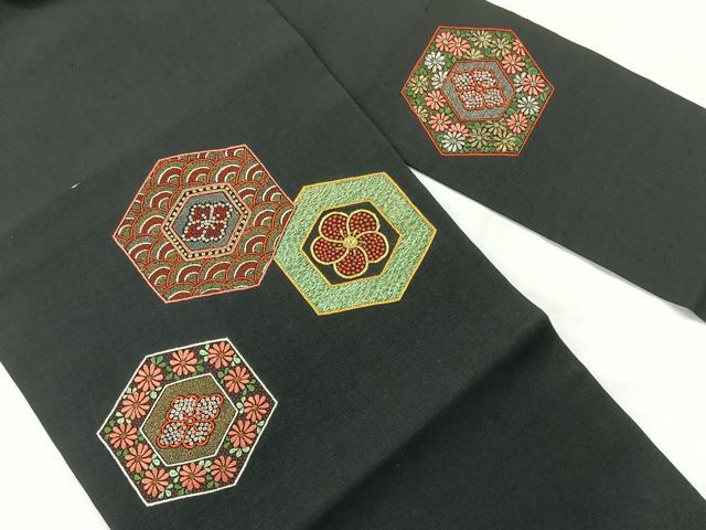 平和屋着物◎八寸名古屋帯 紬地 刺繍 亀甲花文 黒地 金糸 正絹 逸品 AABG0182uk