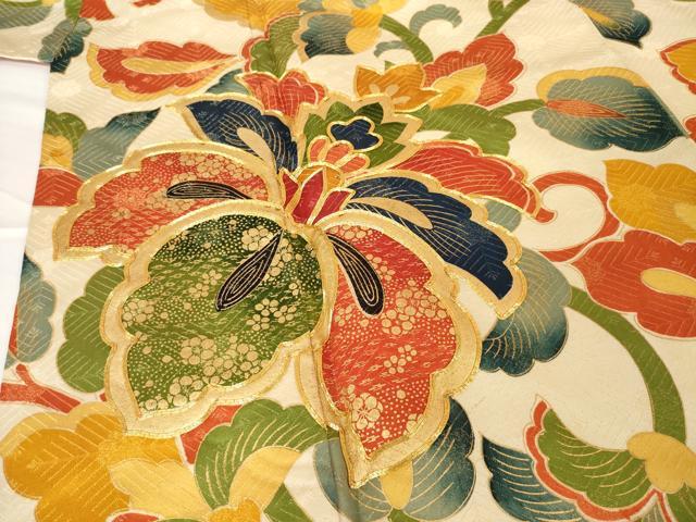 平和屋着物■豪華振袖 駒刺繍 花唐草文 金通し地 正絹 逸品 AABG0869ck