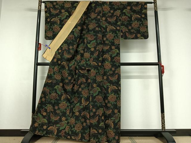 平和屋着物▽上質な紬 単衣 花蝶文 黒地 正絹 逸品 AABG1004jh