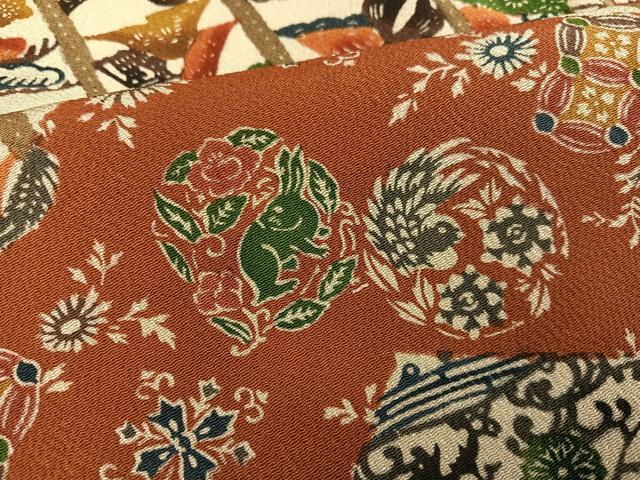 平和屋着物●江戸紅型 五味桂子 訪問着 型染め 花鳥舞蝶文 兎 鬼しぼ縮緬 正絹 逸品 未使用 AABG1058ph