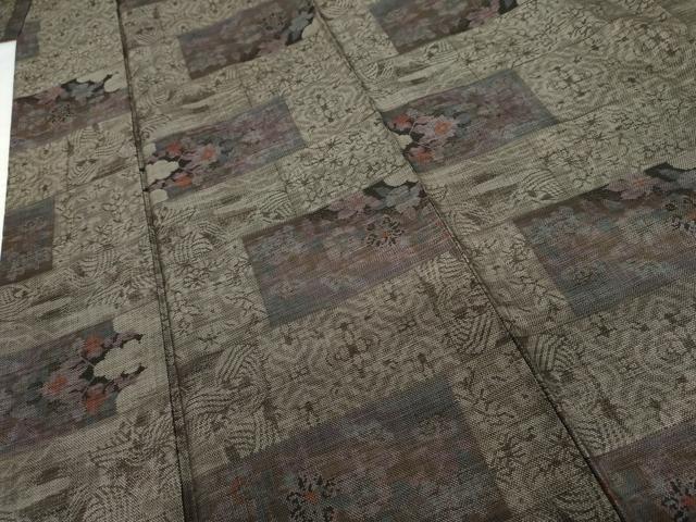 平和屋着物●本場大島紬 純泥染め 手織り カタス9マルキ 色紙花文 有村紬工場謹製 証紙付き 正絹 逸品 AABG2800cs