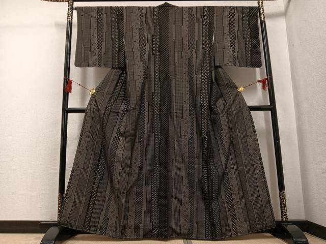 平和屋着物●本場大島紬 カタス7マルキ 間道 正絹 逸品 未使用 AABG2832ph