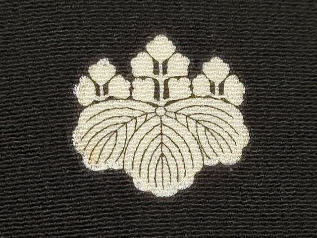 平和屋着物■豪華黒留袖 駒刺繍 草花文 金彩 正絹 逸品 AABG3025st