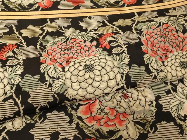 平和屋本店▼打敷 内敷 大判 花丸文 黒地 金糸 法衣 寺院 仏具 仏教 僧侶 神職 装束 AABG3262ja