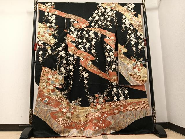 平和屋着物●豪華振袖 駒刺繍 吉祥草花文 黒地 金彩 ますいわ屋扱い 正絹 逸品 AABG3459ph
