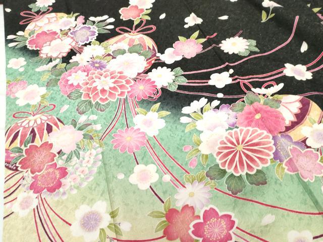 平和屋着物●豪華振袖 花薬玉 暈し染め 黒地 金彩 金通し地 正絹 逸品 AABG3511cs
