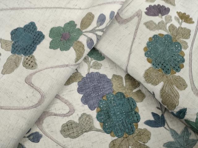 平和屋着物●総刺繍 中国三大刺繍 汕頭刺繍 スワトウ刺繍 小紋 結城紬地 辻が花 流水花文 正絹 逸品 AABG3652ck