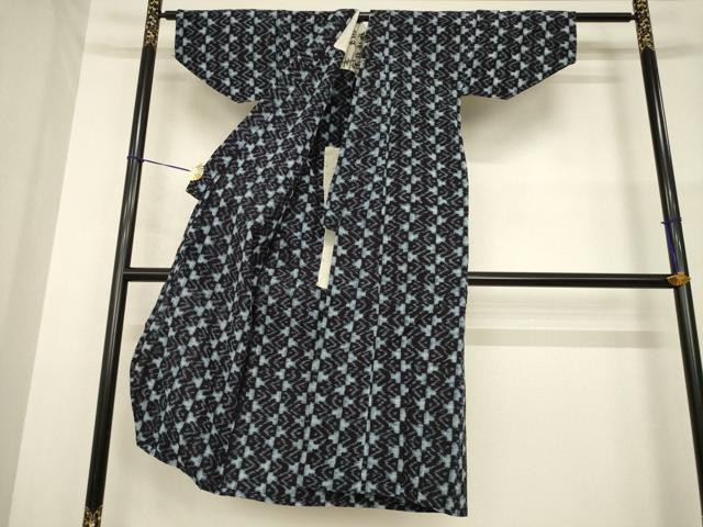 平和屋着物●男性 久留米絣 単衣 幾何学文様 巻袖 綿 逸品 AABG4049ck