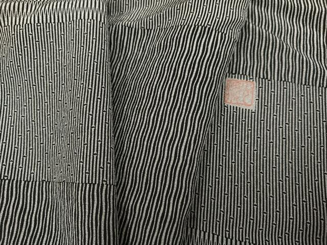 平和屋着物●伝統工芸師 服部光擴 江戸小紋 寄せ小紋柄 黒地 正絹 逸品 AABG4099ph