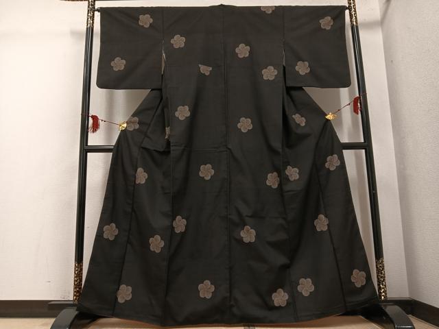 平和屋着物●本場大島紬 カタス9マルキ 地空き 捻梅 正絹 逸品 AABG4850ph