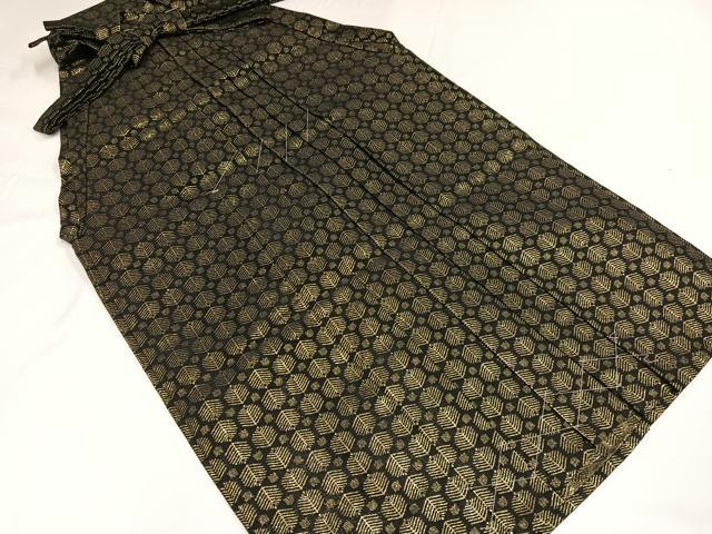 平和屋着物●男性 行灯袴 金襴袴 松葉 黒地 金糸 未使用 AABG4890ph