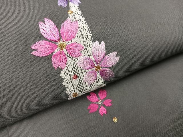 平和屋着物●モデル・トリンドル玲奈 Doll 女性 行灯袴 刺繍 舞桜文 金糸 洗える着物 未使用 AABG4897ph