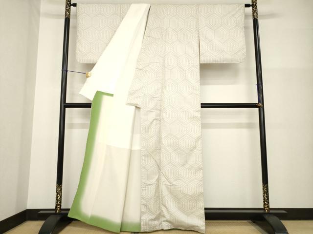 平和屋着物●本場大島紬 白大島 120亀甲 亀甲文 正絹 逸品 AABG5000ck