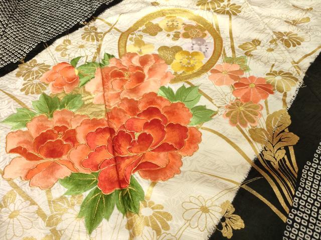 平和屋着物●豪華振袖 駒刺繍 絞り 花丸文 黒地 金彩 やまと誂製 正絹 逸品 AABG5248ck