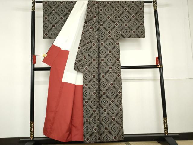平和屋着物●本場大島紬 龍郷絣 正絹 逸品 AABG5316cs